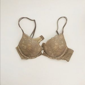 VS 32B lacy Underwire push-up bra